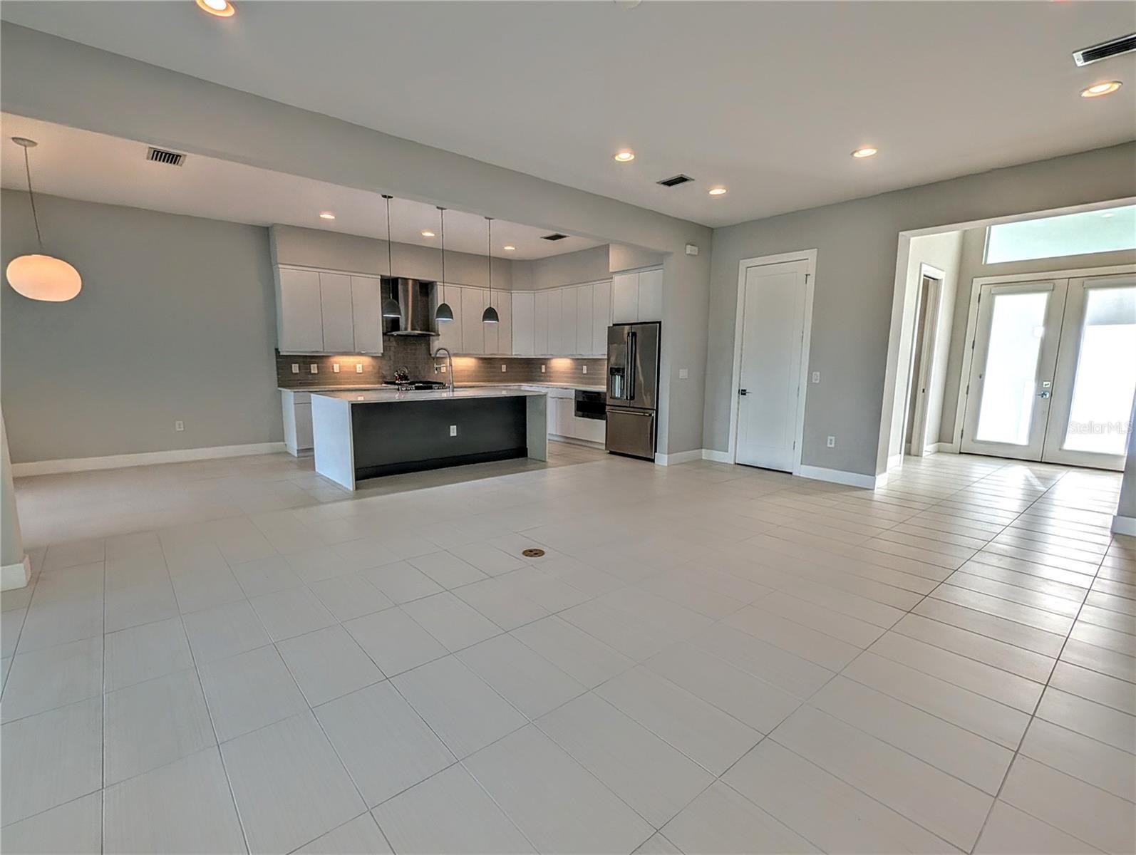 7744 SANDHILL LAKE DR