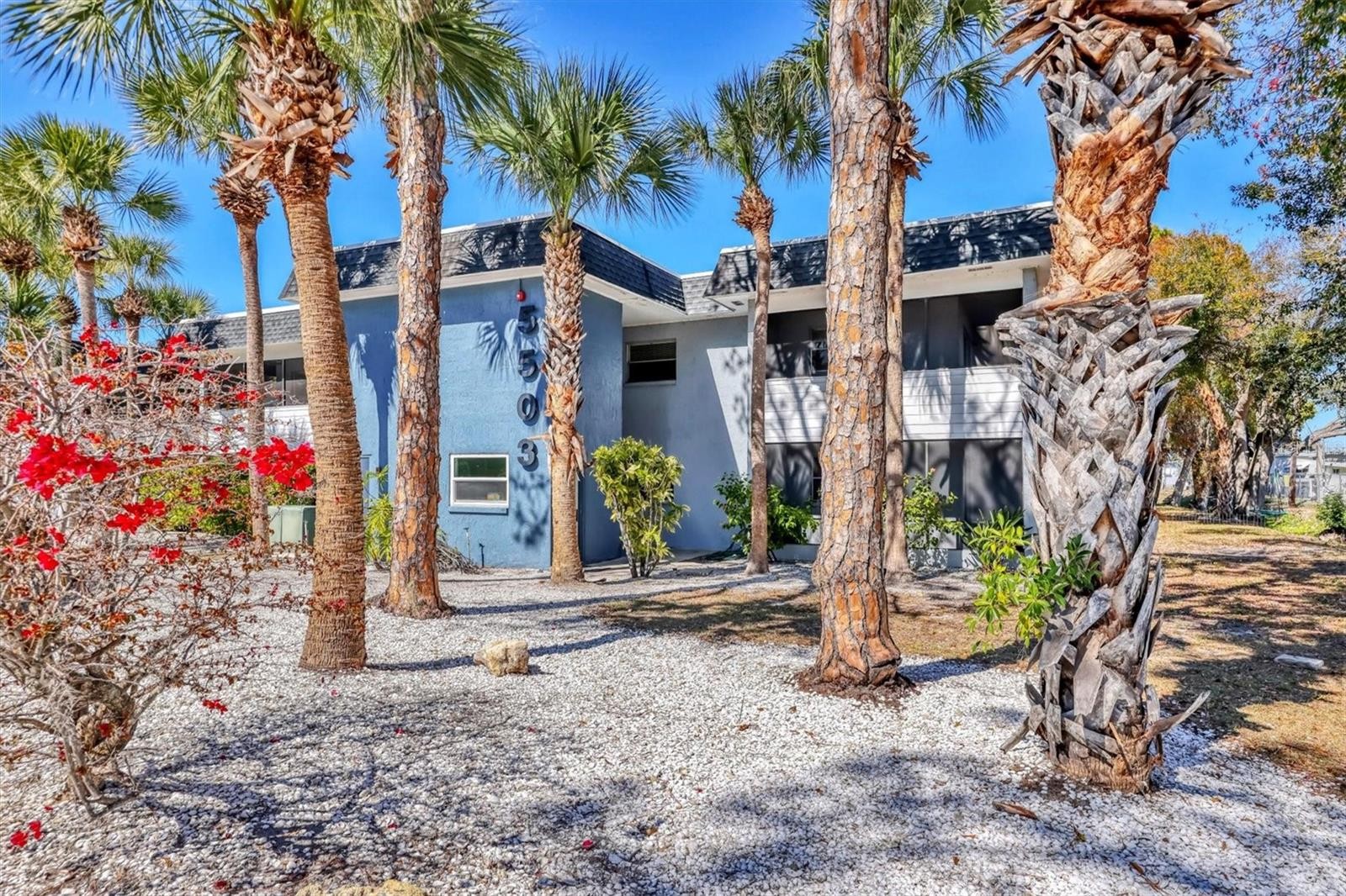 5503 FOUNTAIN LAKE CIR #A204