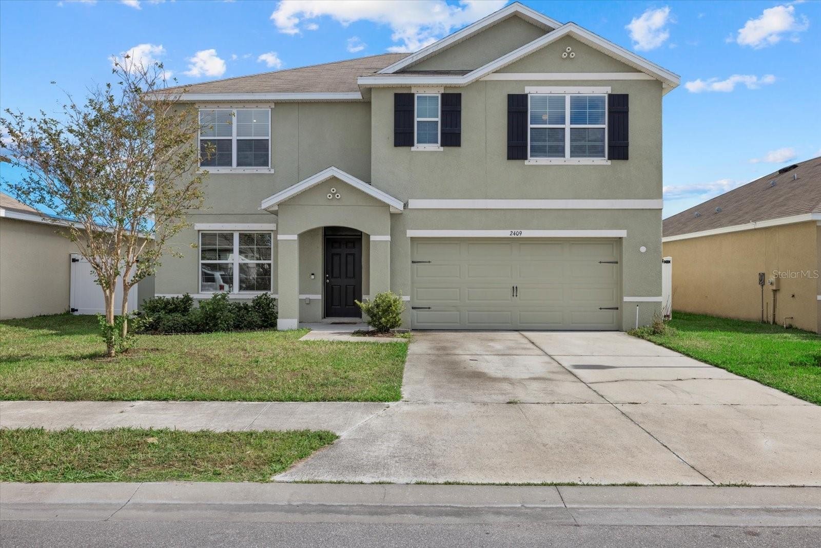 2409 SAND GABLES TRL