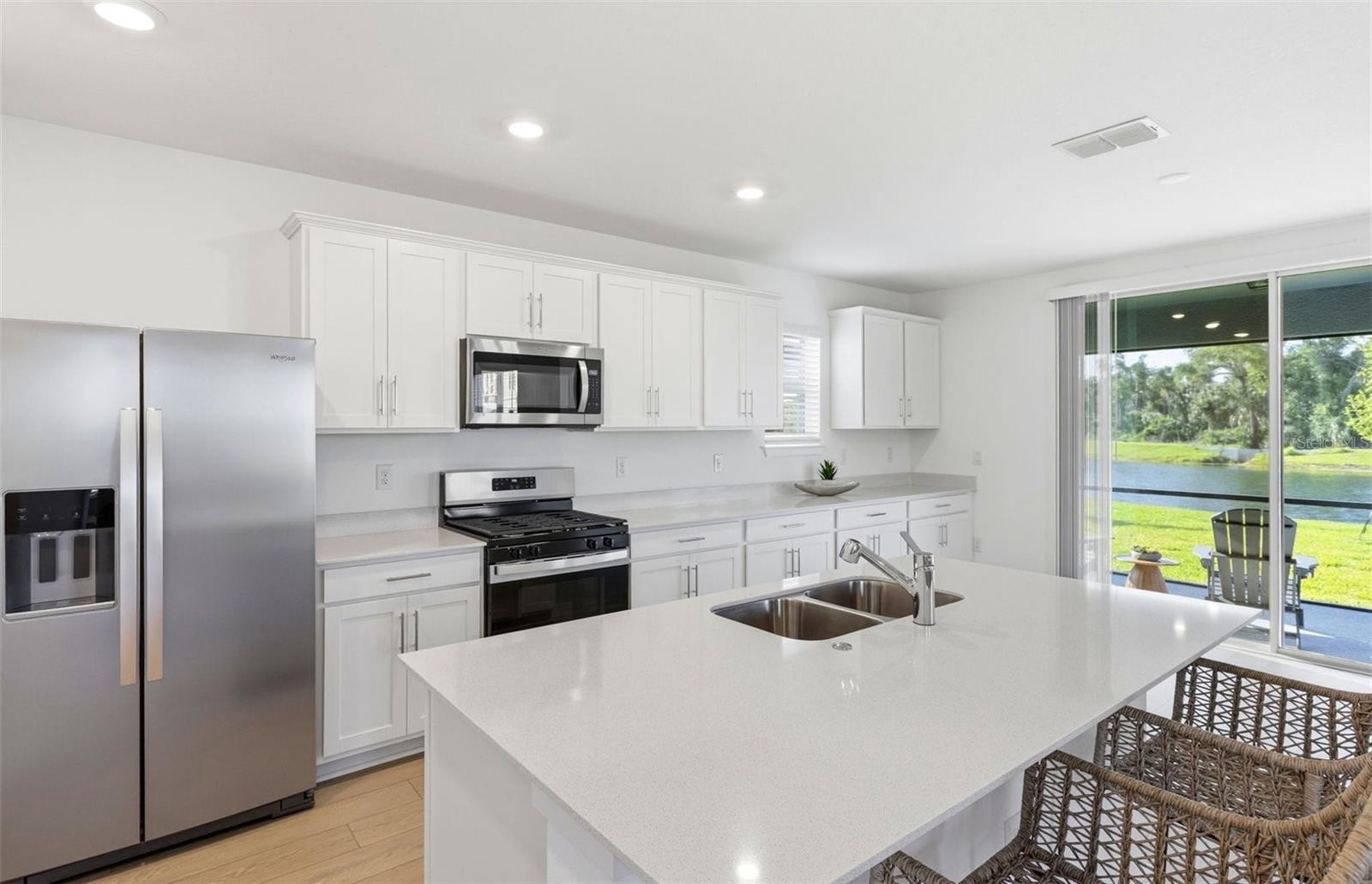 9915 TRELLIS VINE WAY