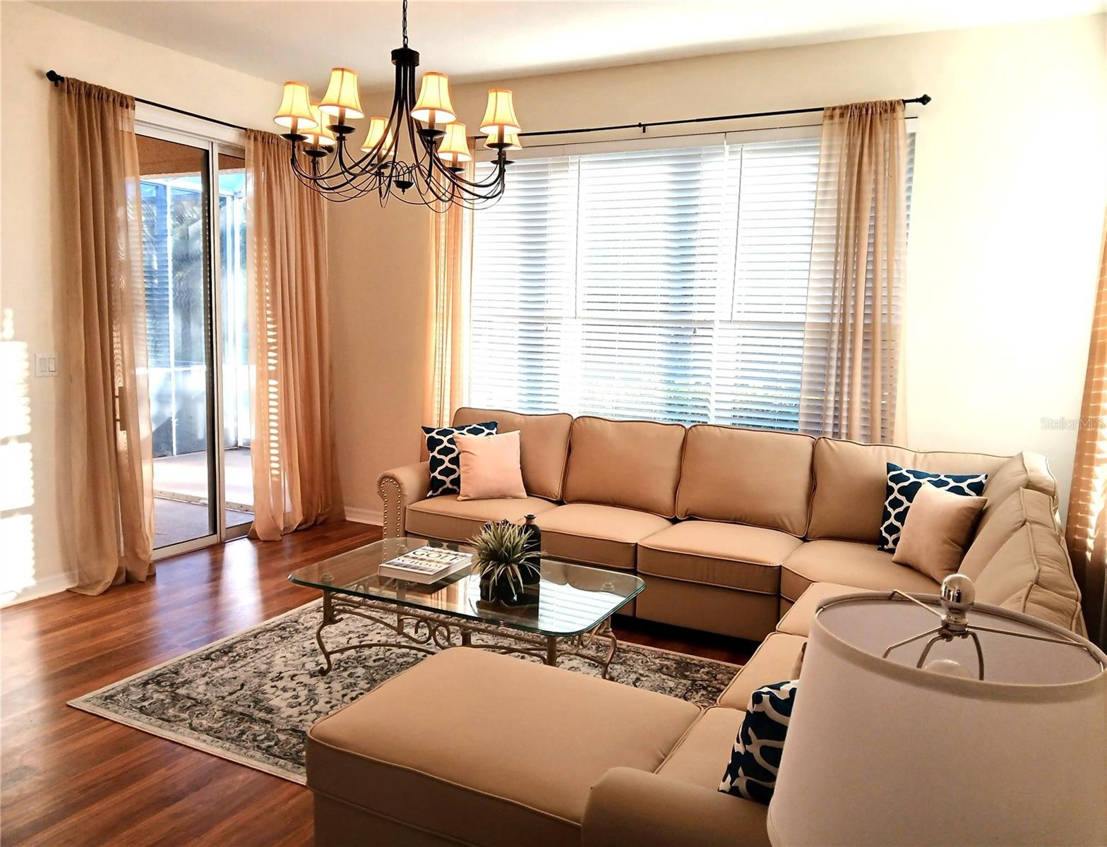 5641 HIDDEN OAK CT
