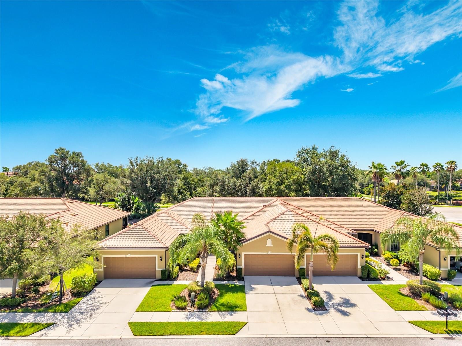2590 OSWEGO DR