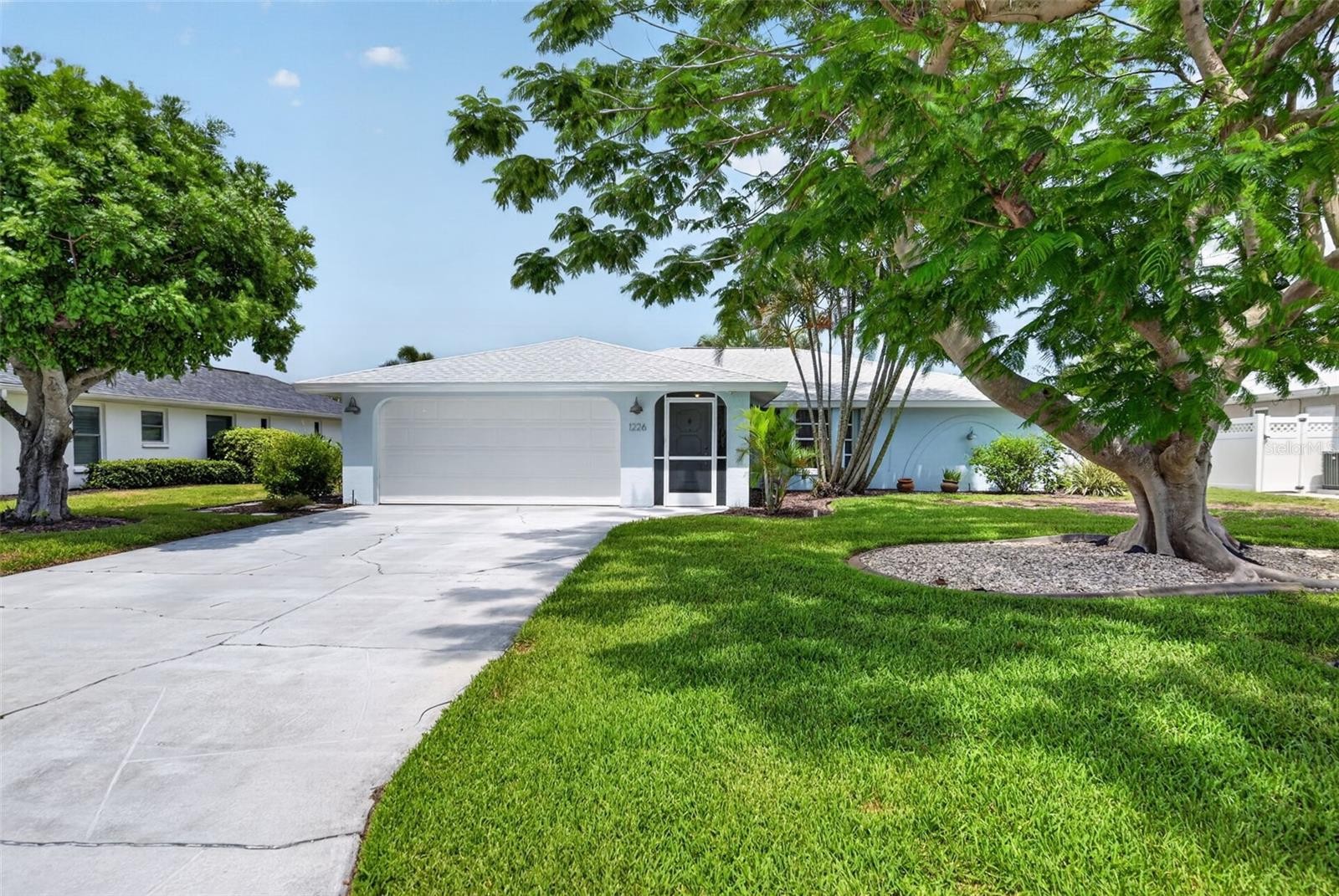1226 PINE NEEDLE RD