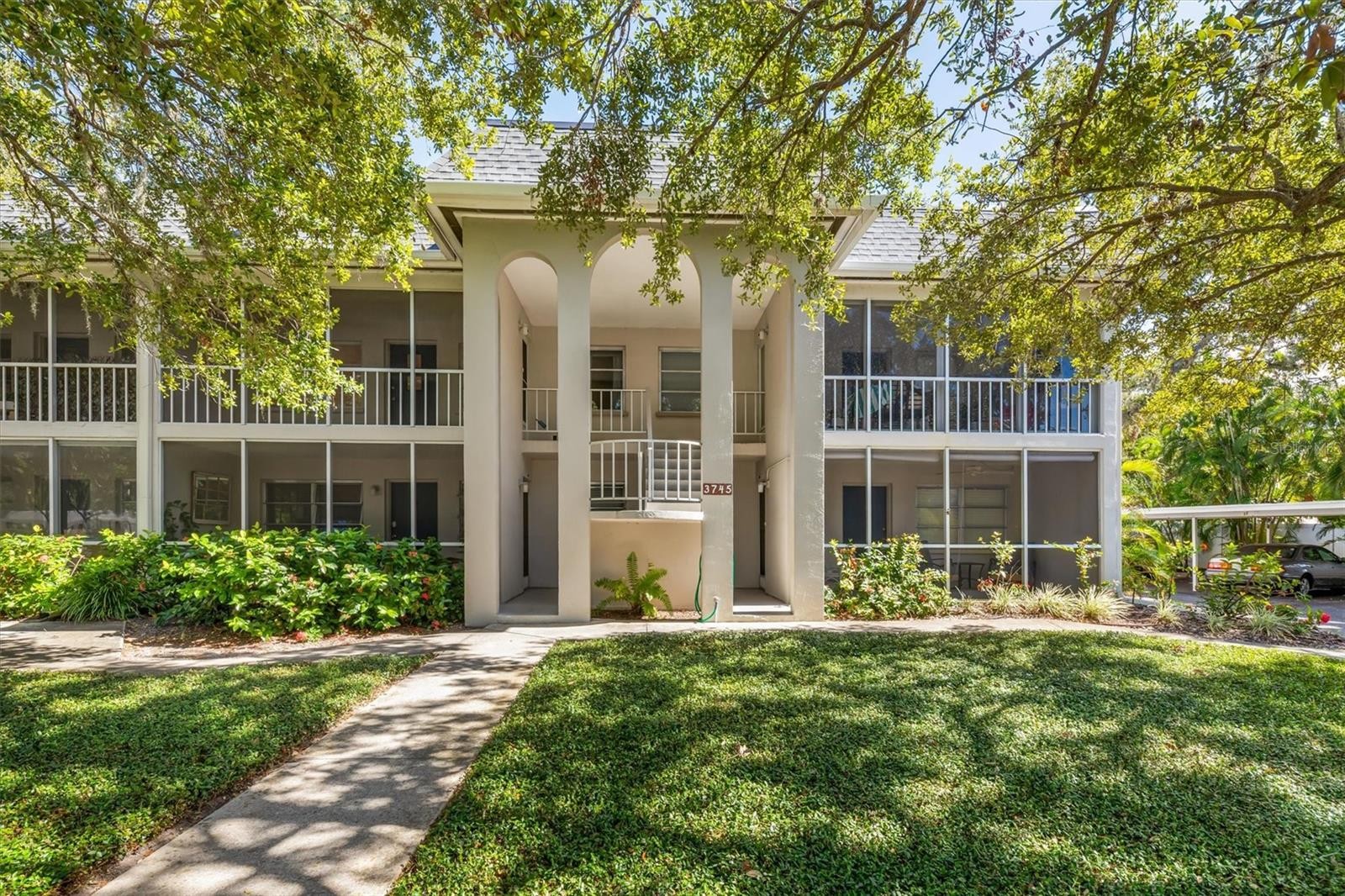 3745 ALMERIA AVE #6S