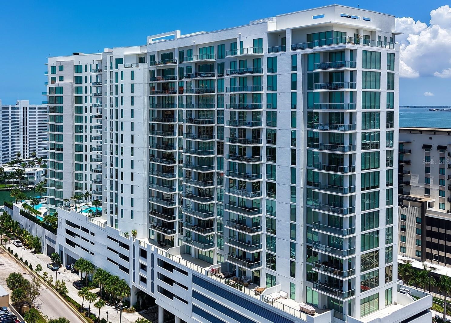 301 QUAY COMMONS #1007