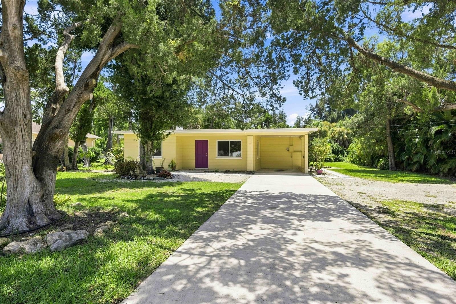 114 LAKEVIEW DR