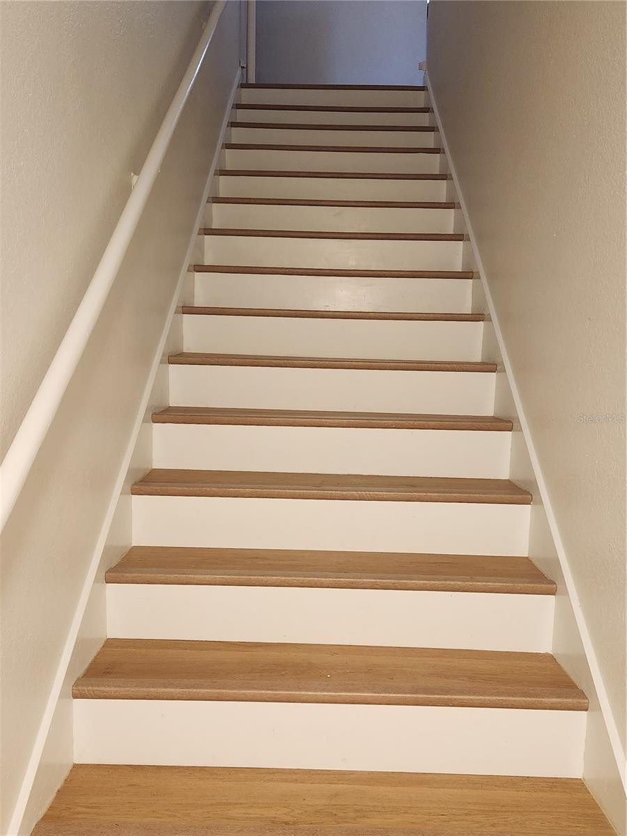 8926 MANOR LOOP CIR #201 B