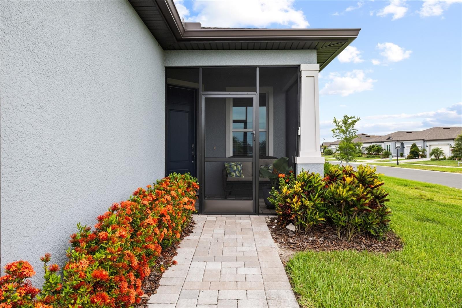 9454 BALLASTER POINTE LOOP