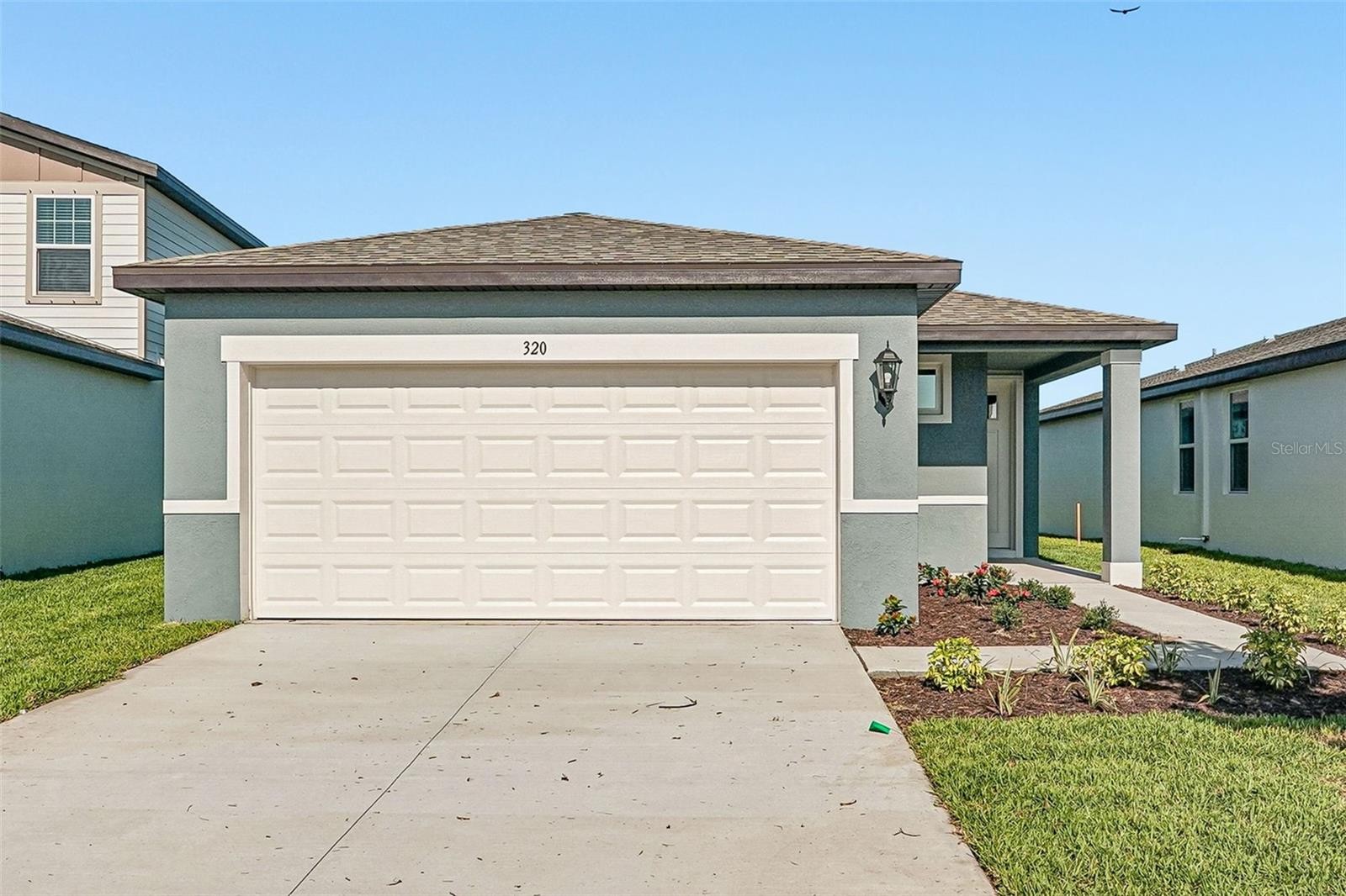 320 LAZY SHORE DR