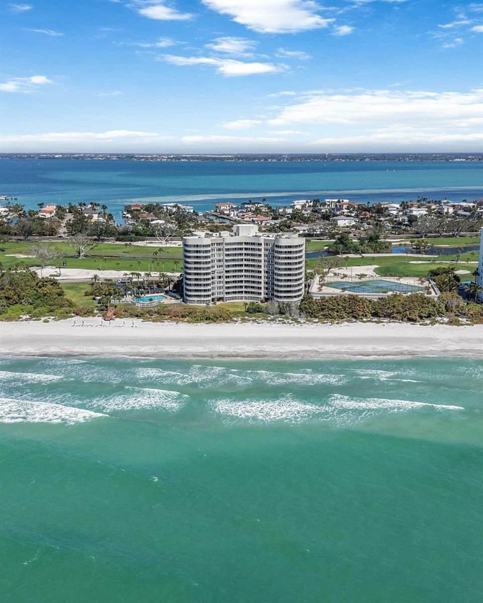 775 LONGBOAT CLUB RD #401