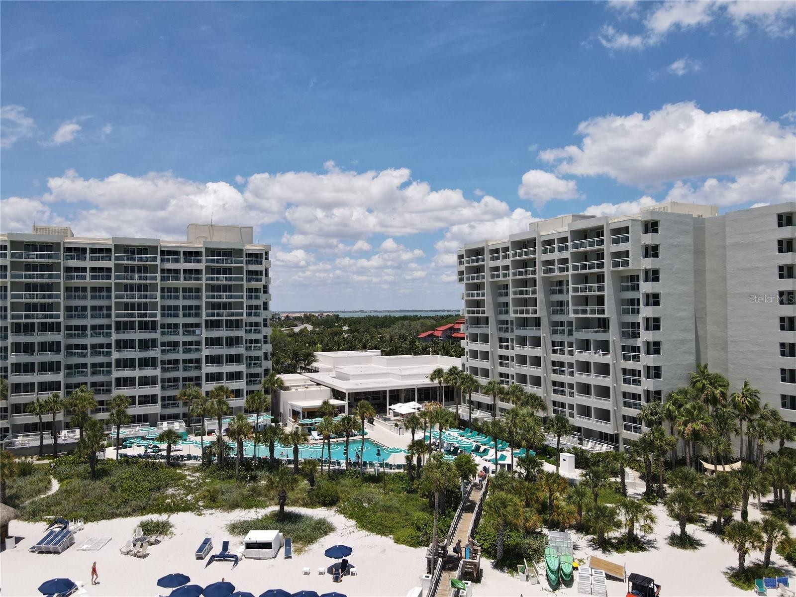 210 SANDS POINT RD #2402