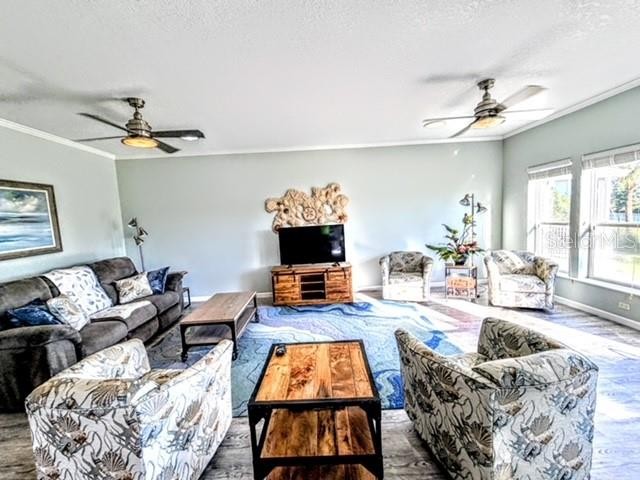 822 S WATERWAY