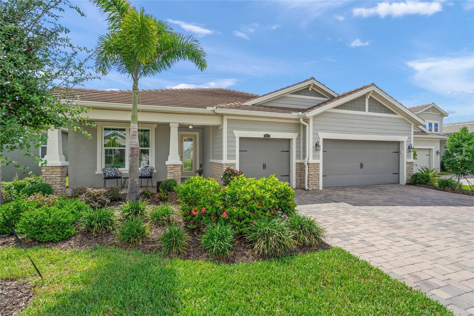 5773 LONG SHORE LOOP