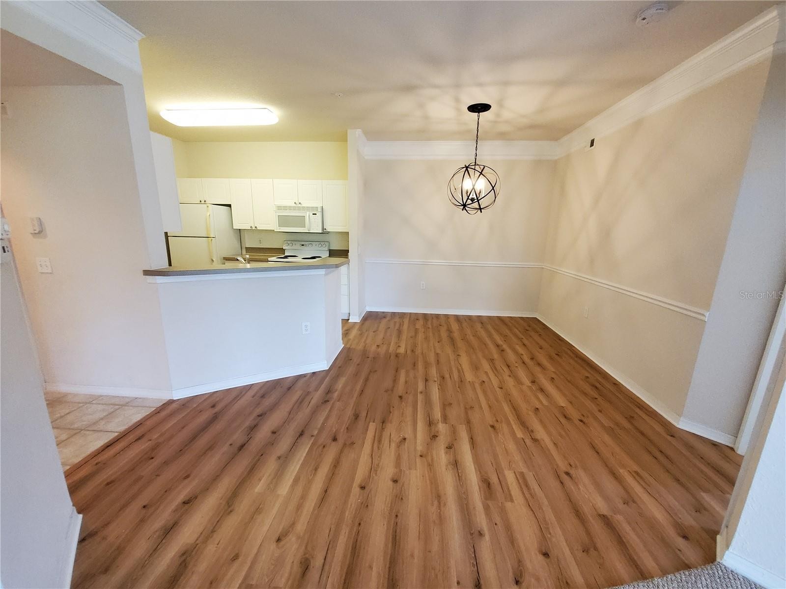 5140 NORTHRIDGE RD #208