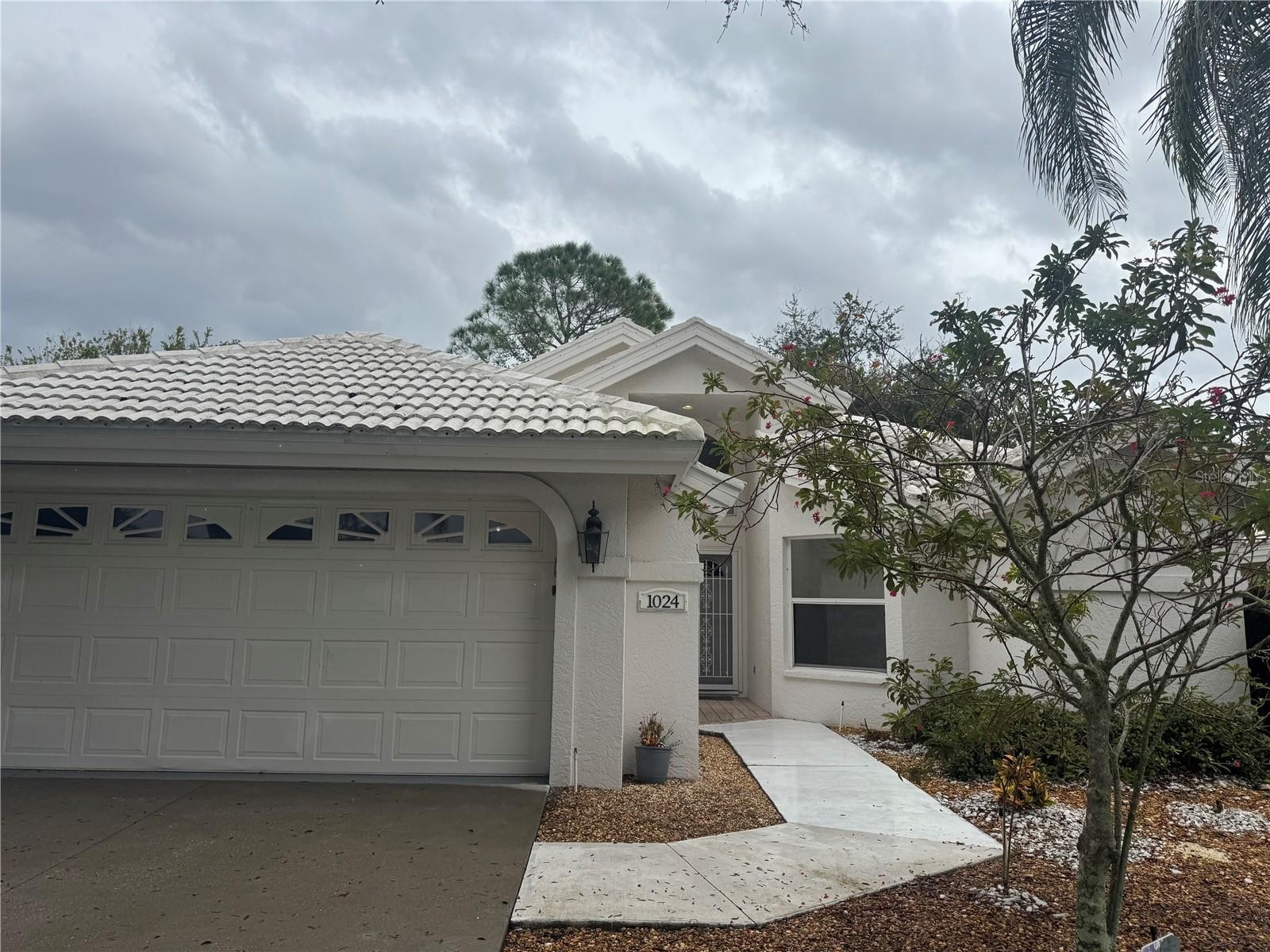 1024 HARBOR TOWN DR