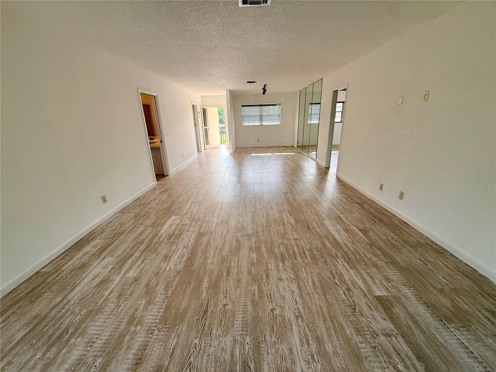 7880 PALM AIRE LN #203
