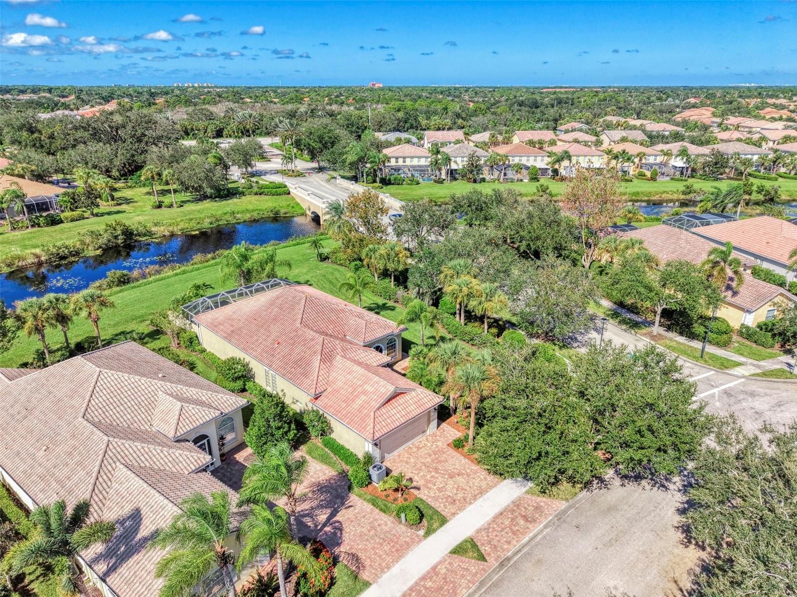 5882 BENEVENTO DR
