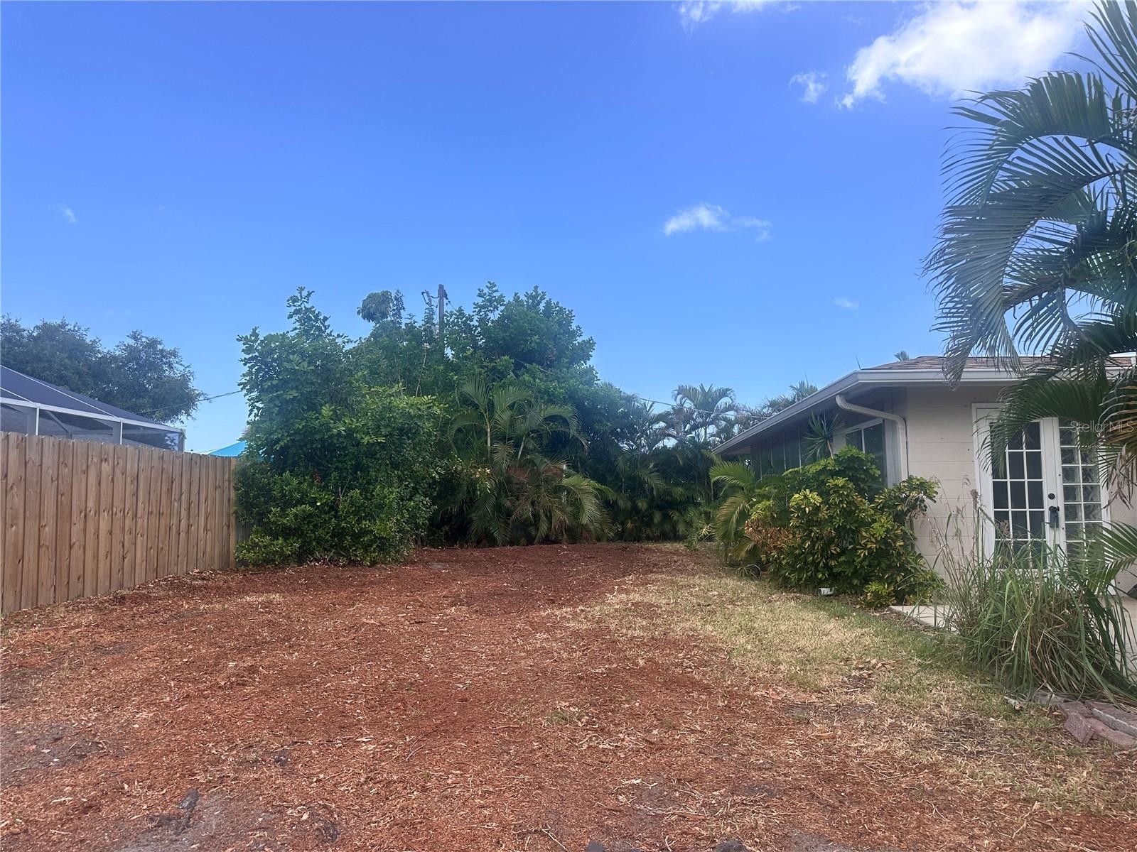 448 REDWOOD RD
