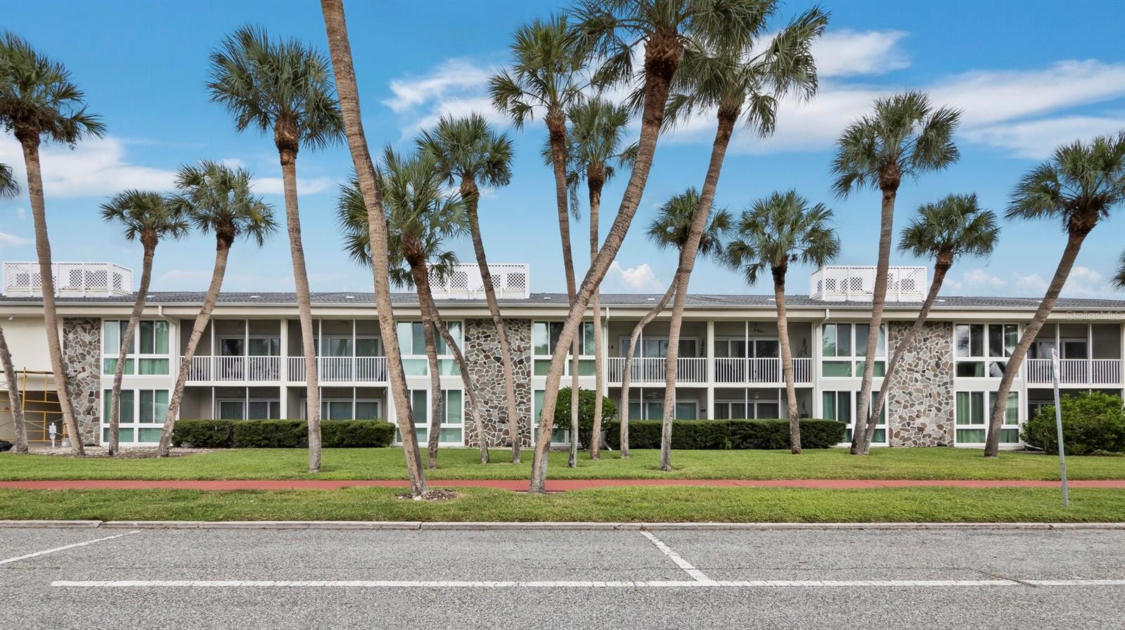 500 S WASHINGTON DR #19B