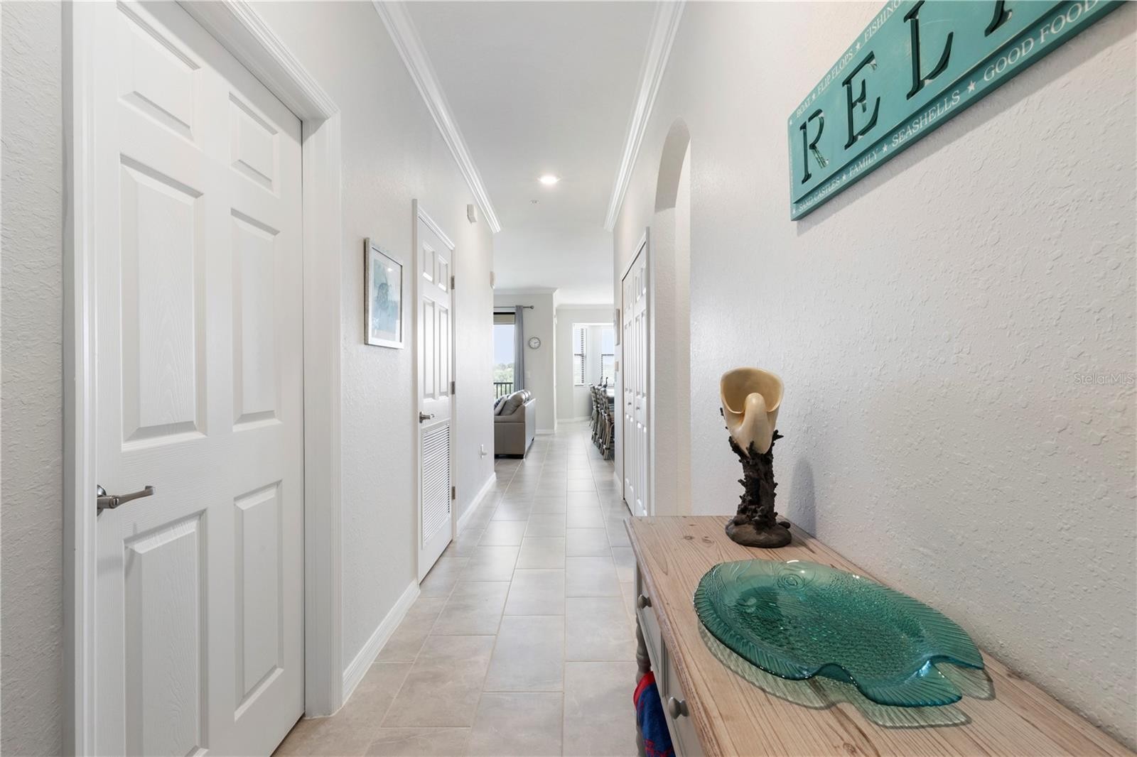 18008 GAWTHROP DR #402