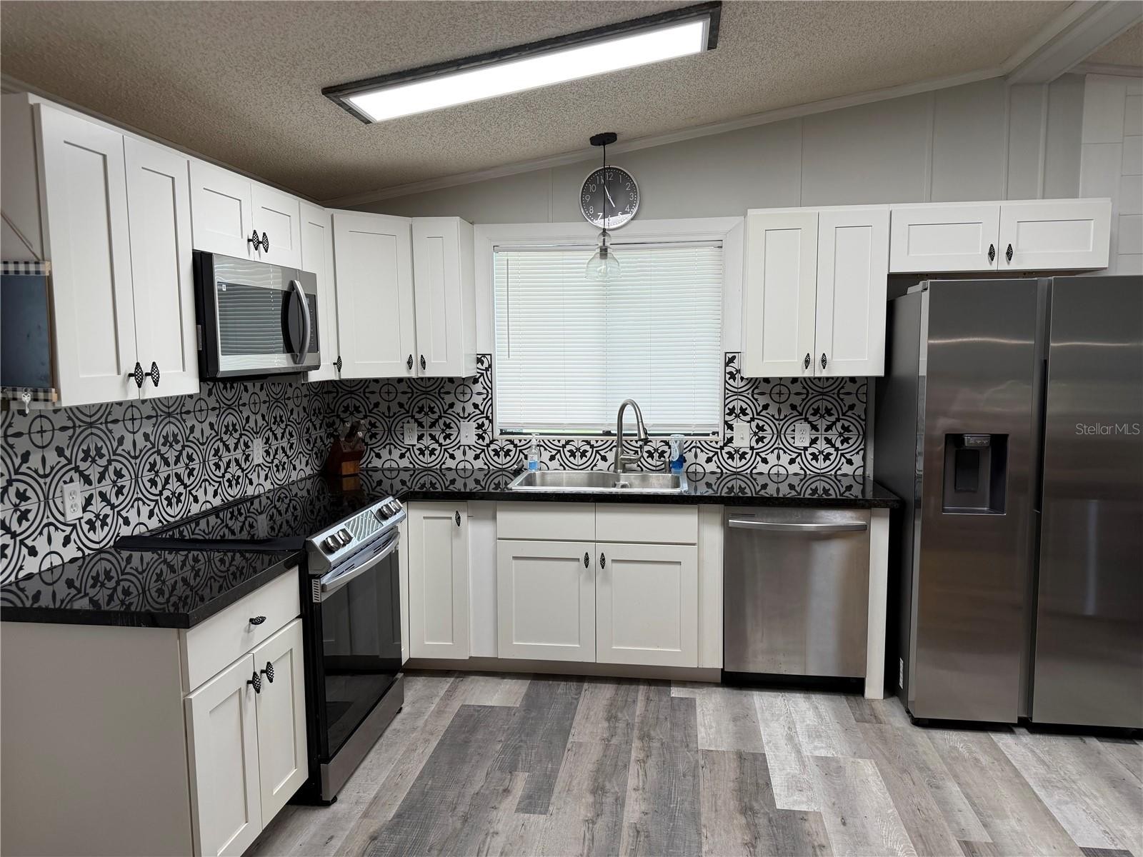 3107 IDA DR
