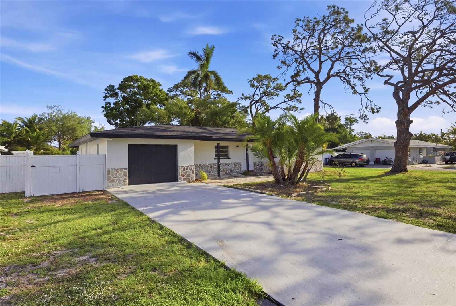 5112 11TH AVE W