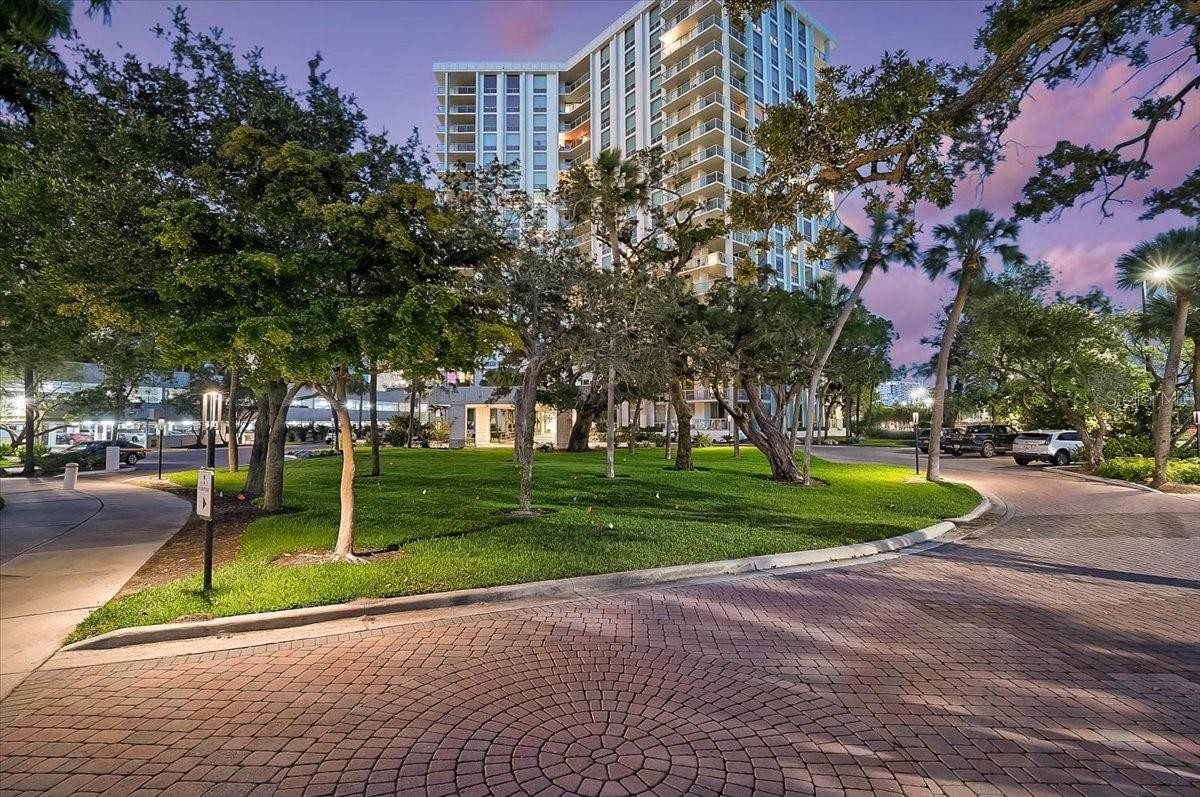 1111 N GULFSTREAM AVE #7C