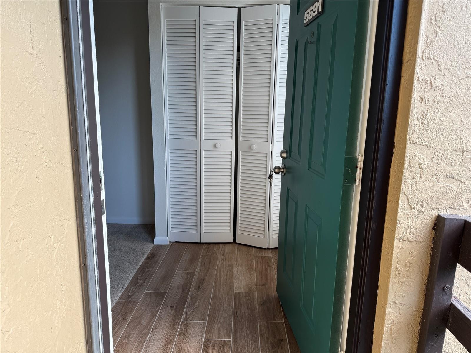 5691 ASHTON LAKE DR #14