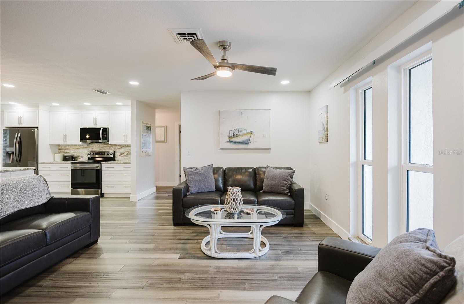 625 E BAFFIN DR