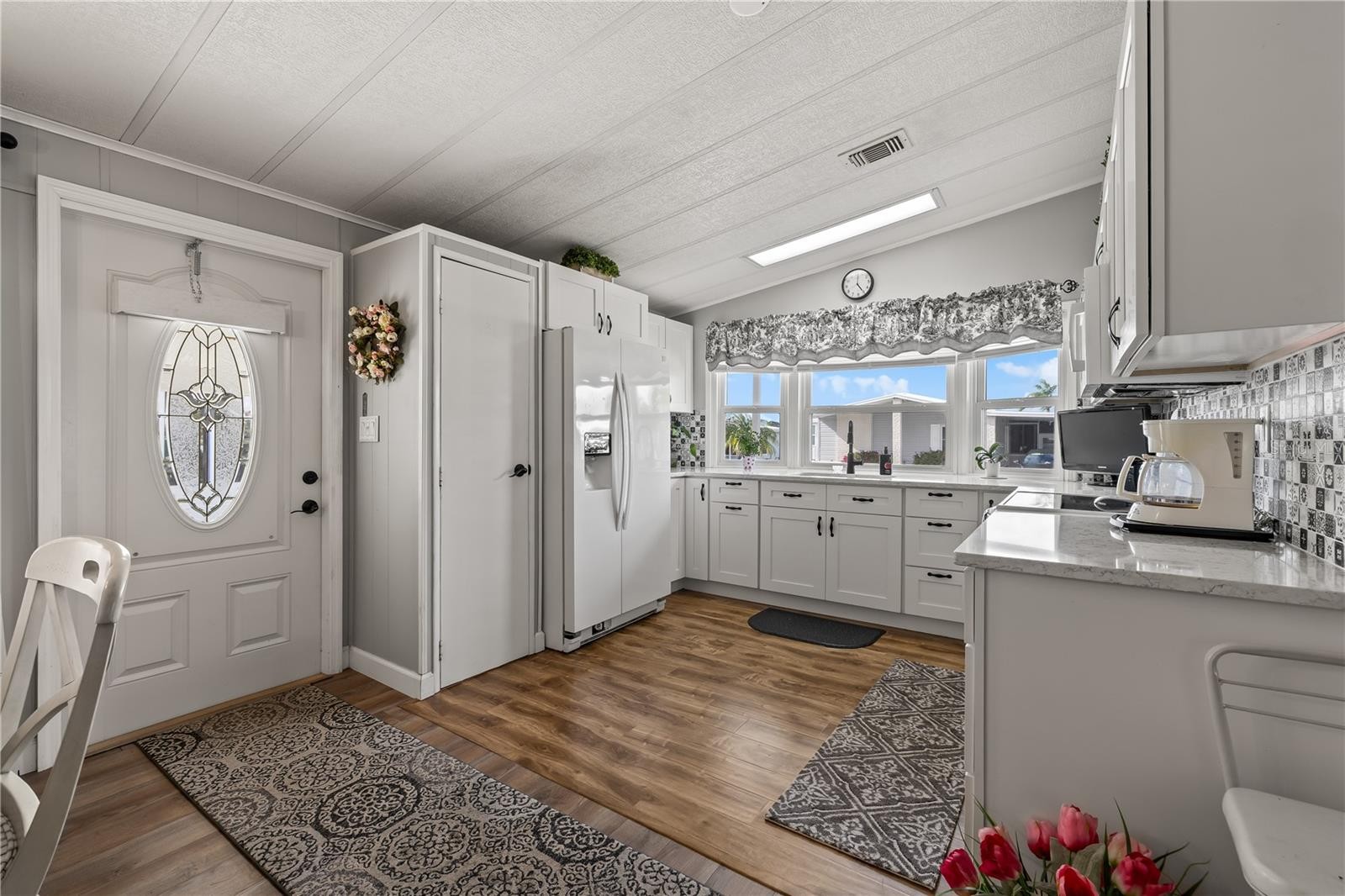 809 VILLA DEL SOL DR