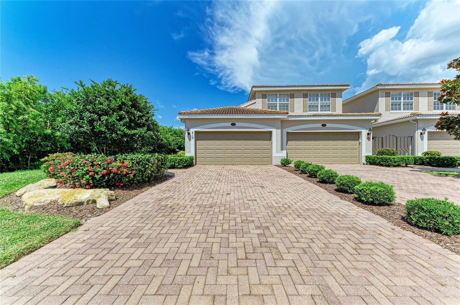 419 WINDING BROOK LN #101
