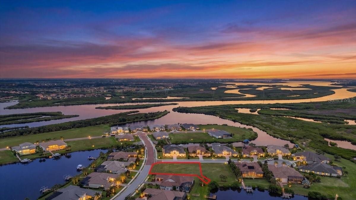 11404 HARBOURSIDE LN