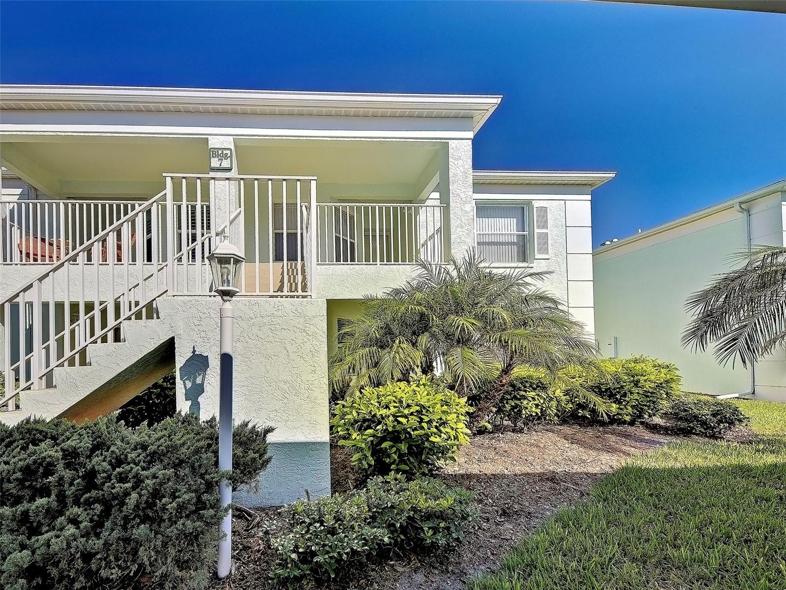5725 GREENWOOD AVE #7104