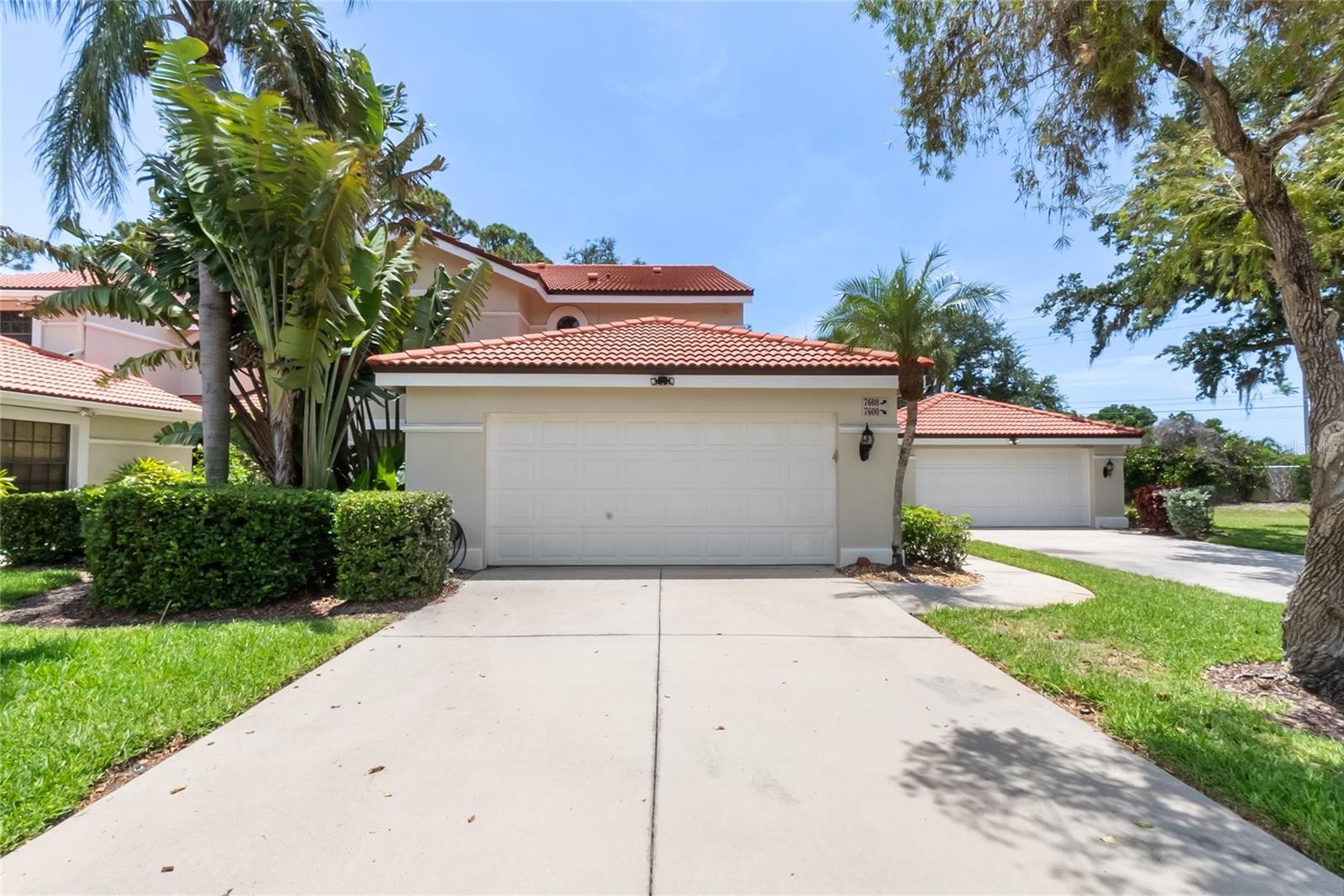 7600 FAIRWAY WOODS DR #204