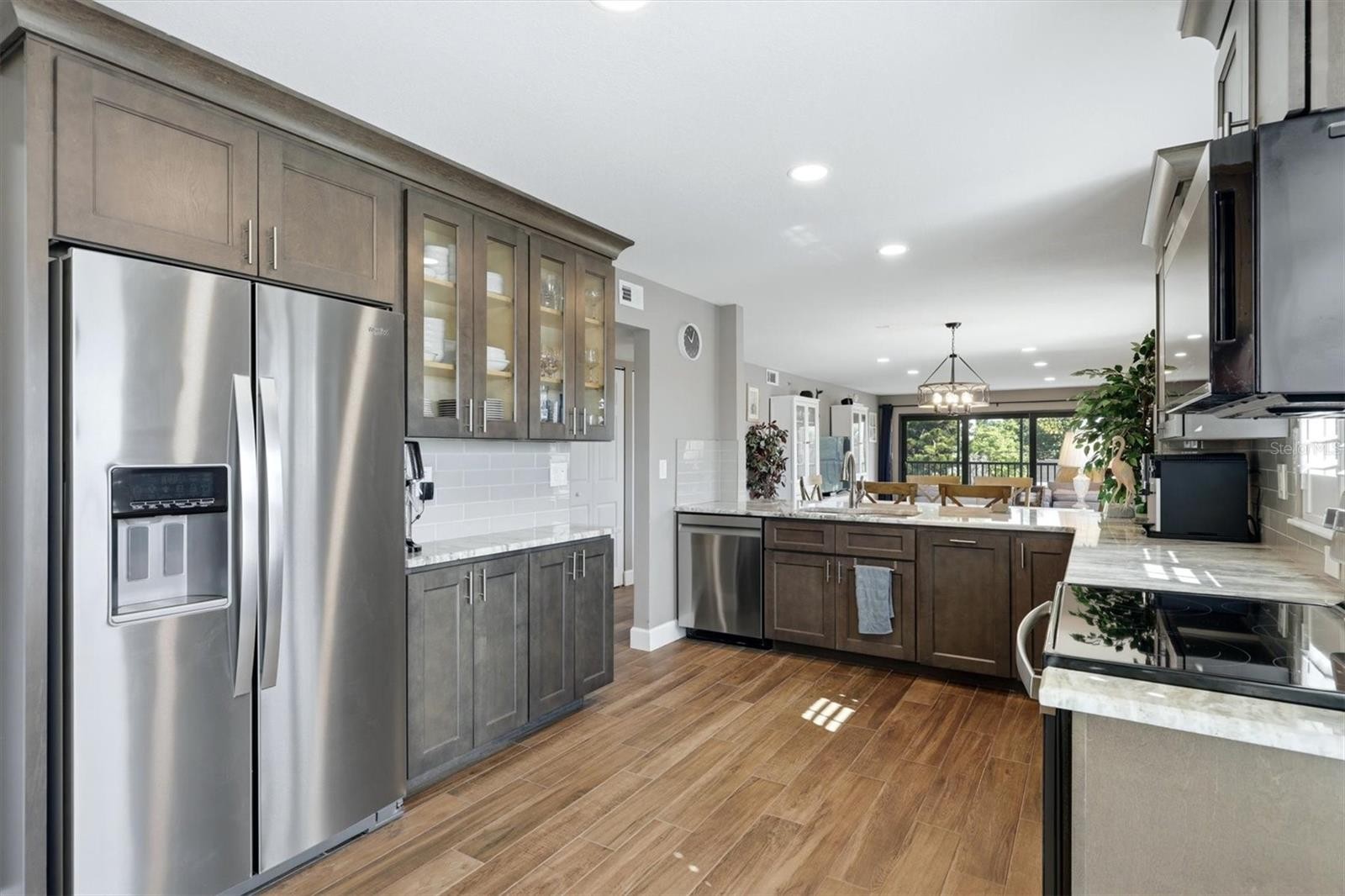 1001 BENJAMIN FRANKLIN DR #206