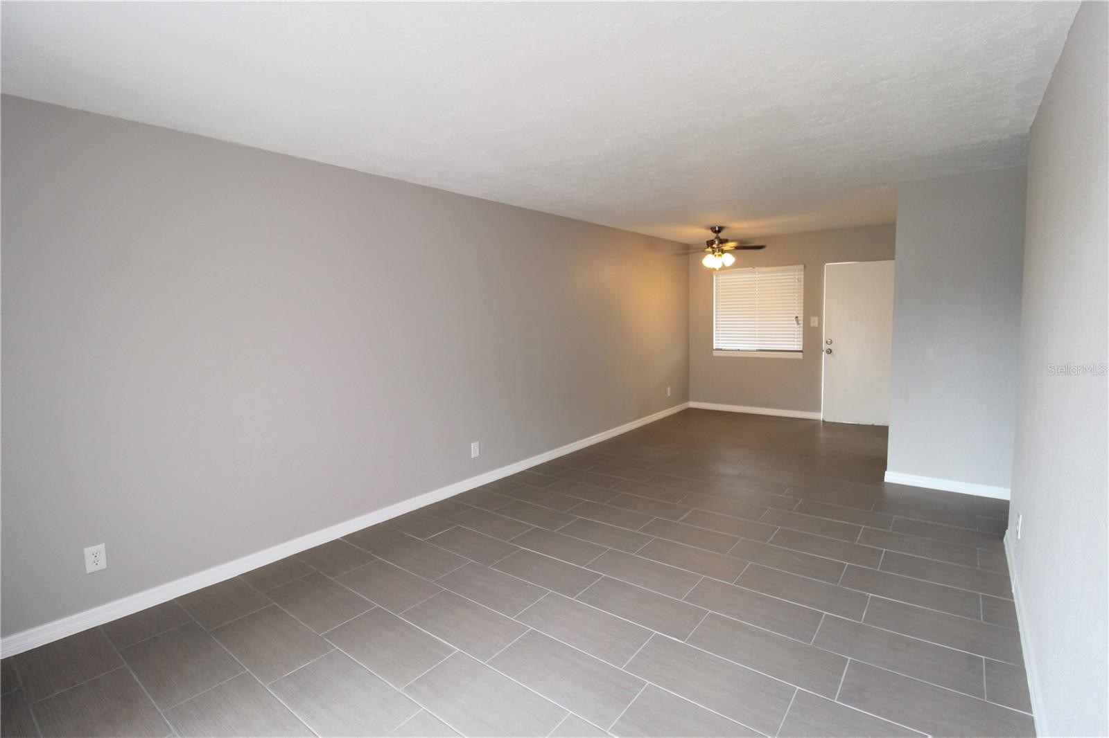 3001 BEE RIDGE RD #207