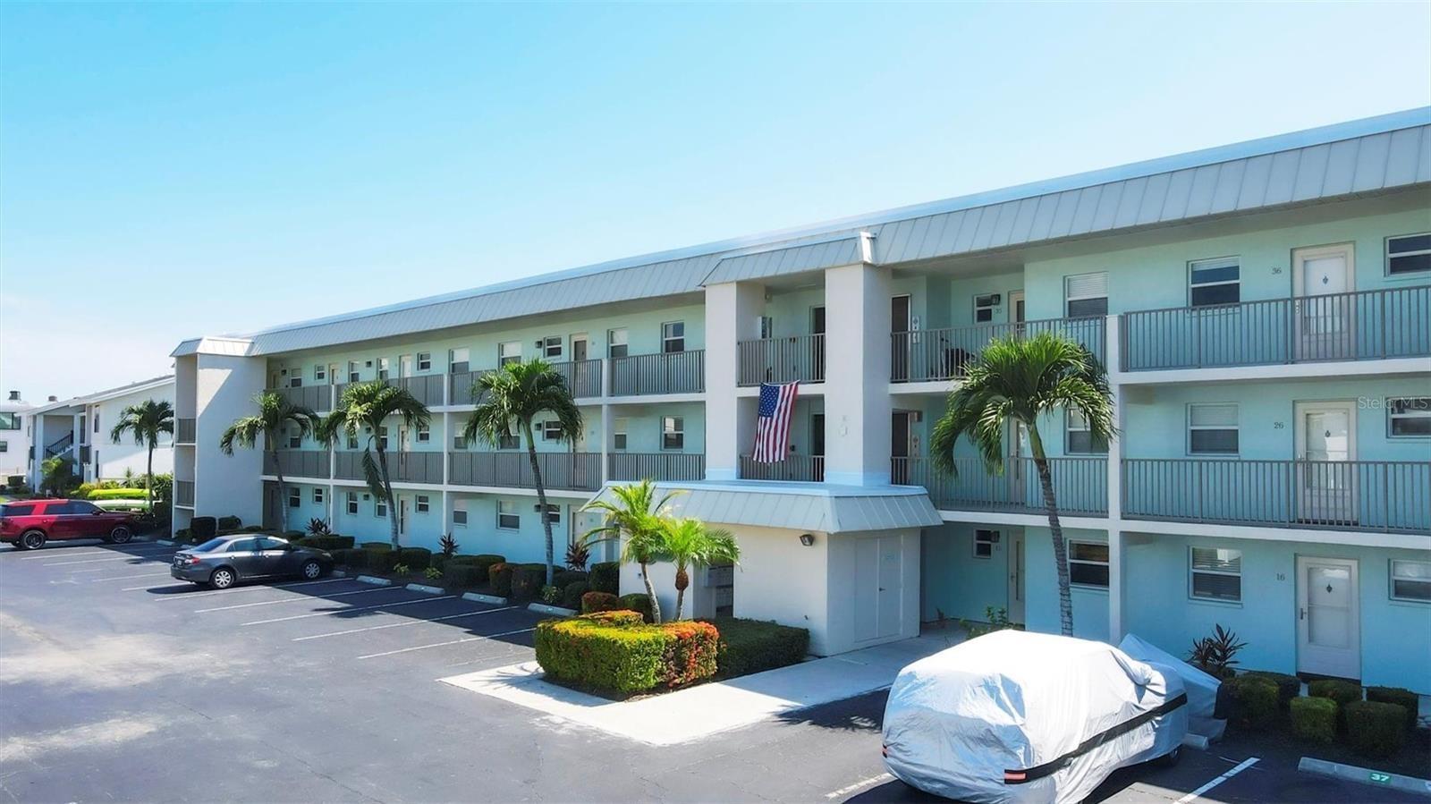 9200 MIDNIGHT PASS RD #24