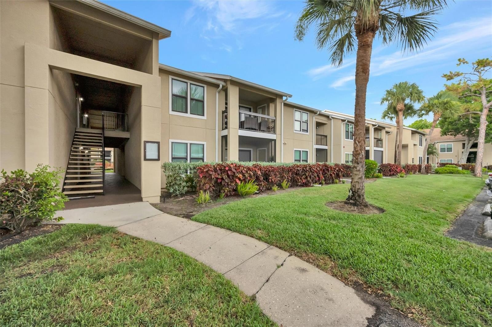 4065 CROCKERS LAKE BLVD #14