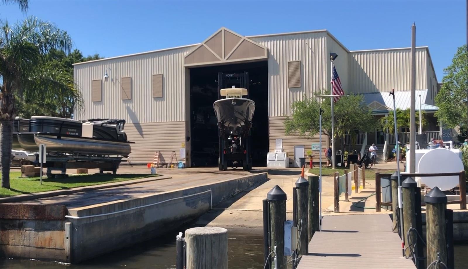 1780 PHILLIPPI SHORES DR #D3-39