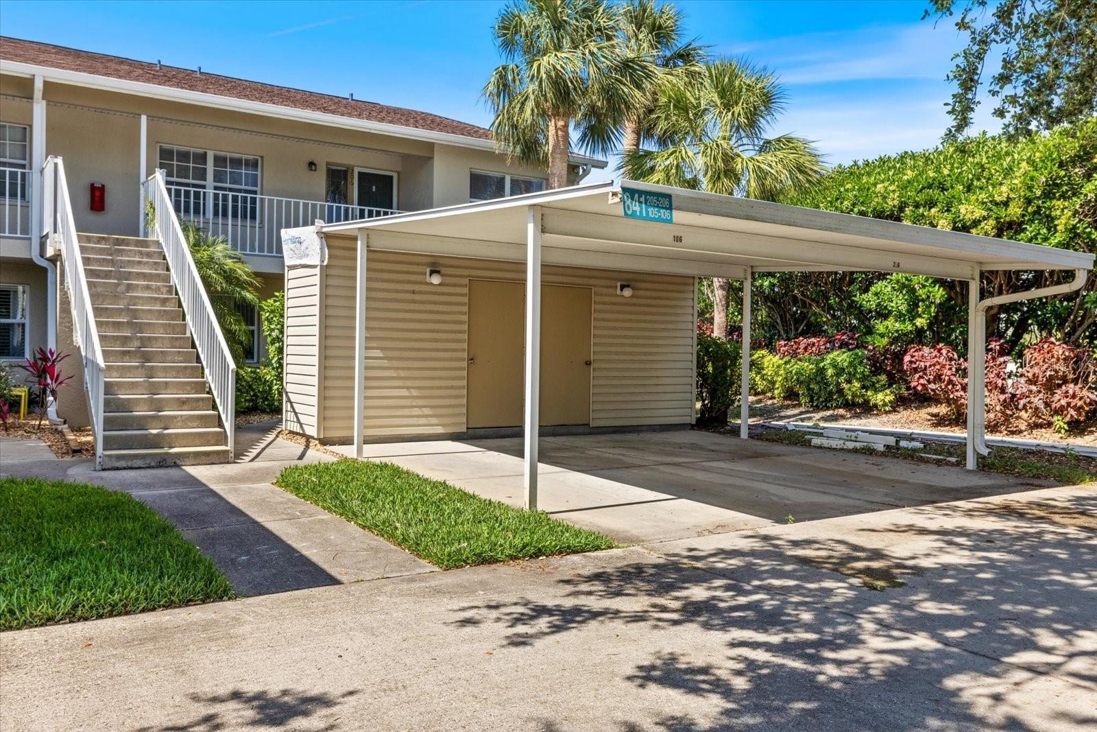 841 WATERSIDE DR #206