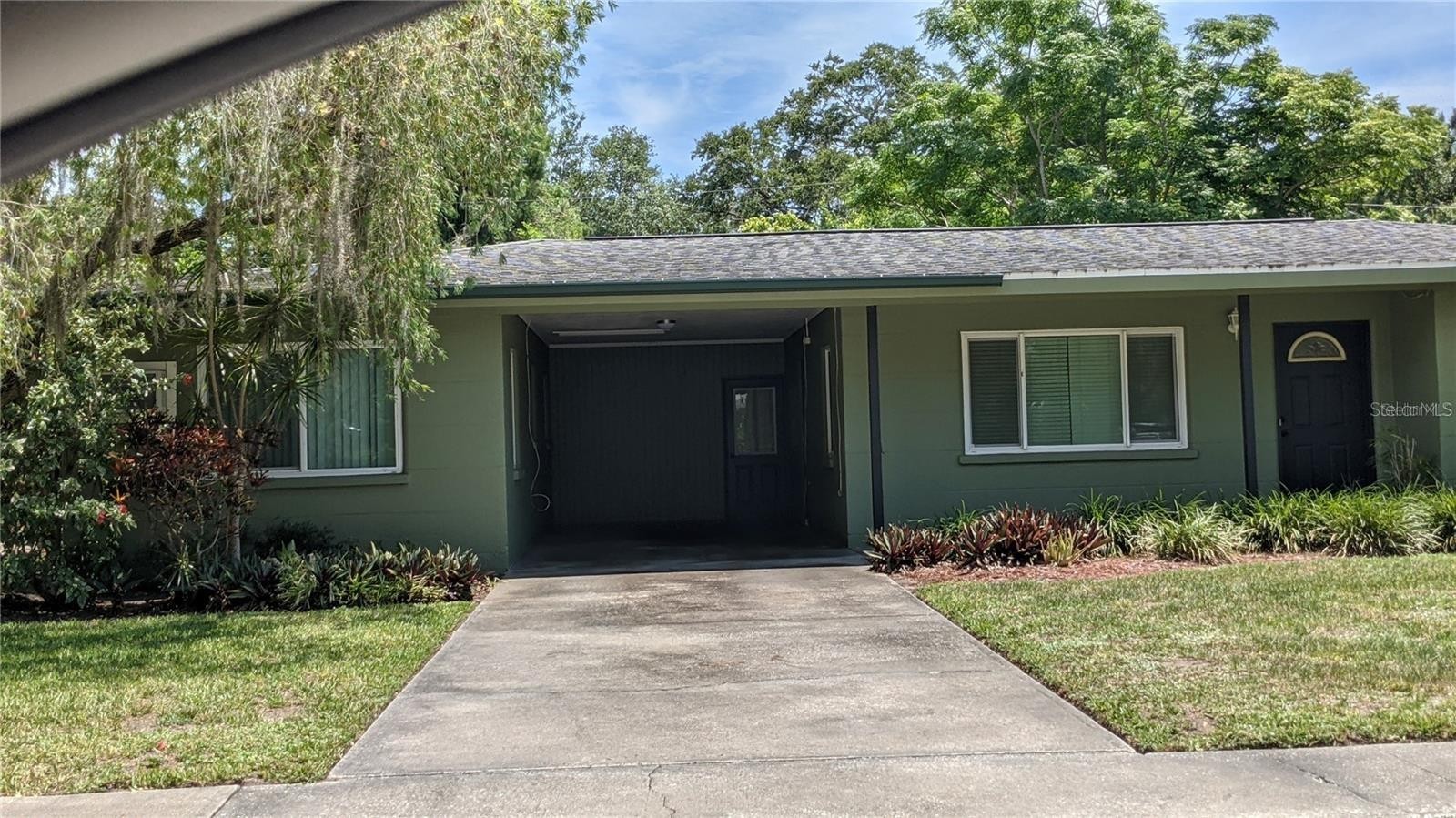 2104 PALM TER