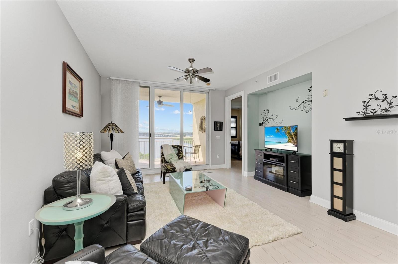 611 RIVIERA DUNES WAY #304