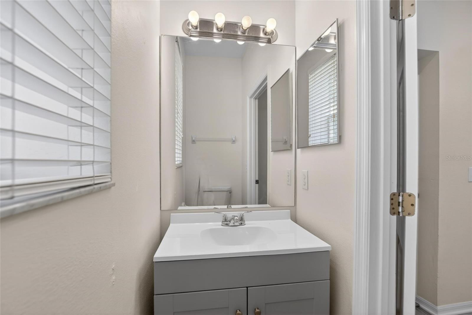 6418 ROSEFINCH CT #103