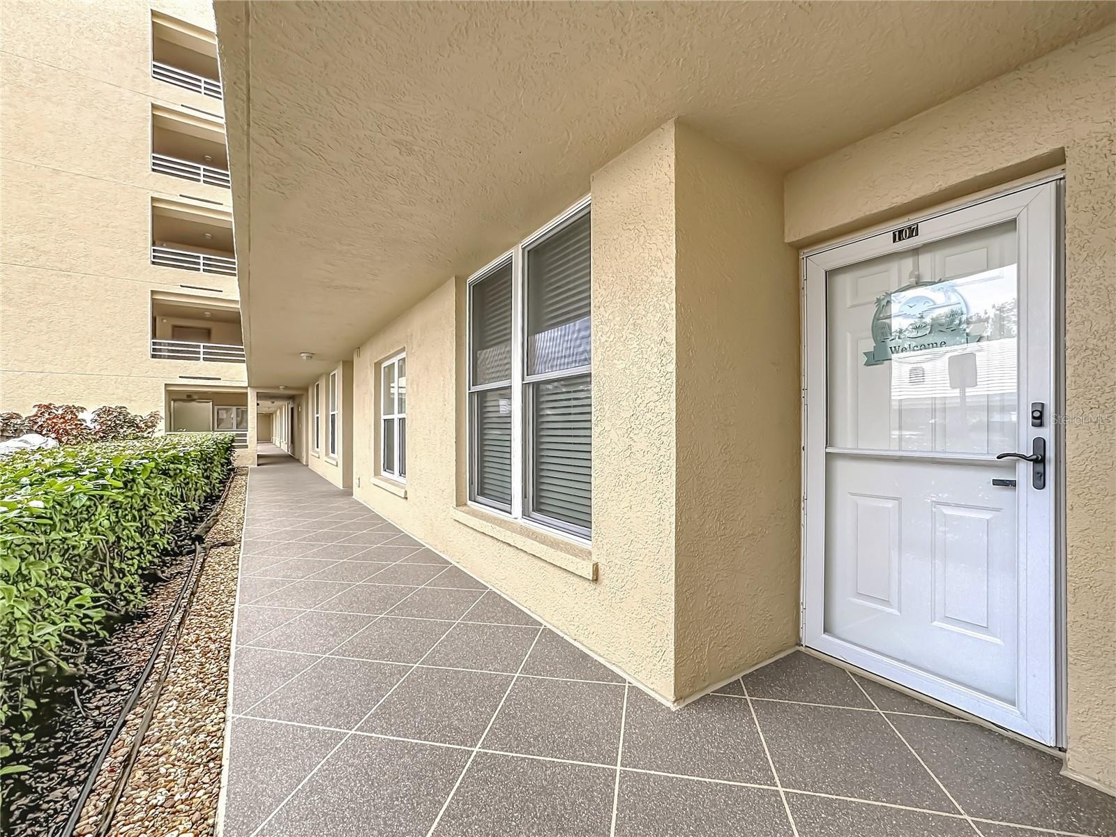 3750 PINEBROOK CIR #107