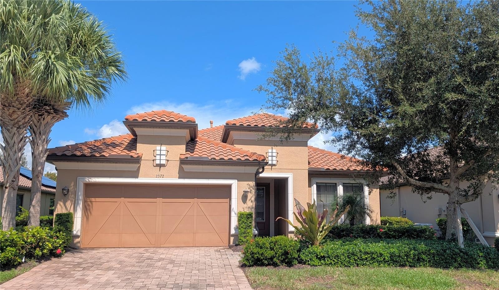 2372 VACCARO DR