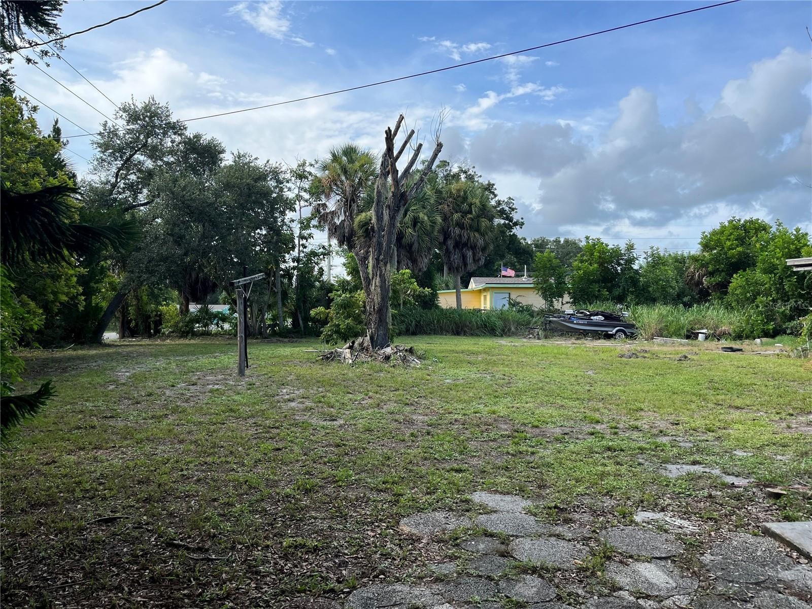 903 ANDERSON RD