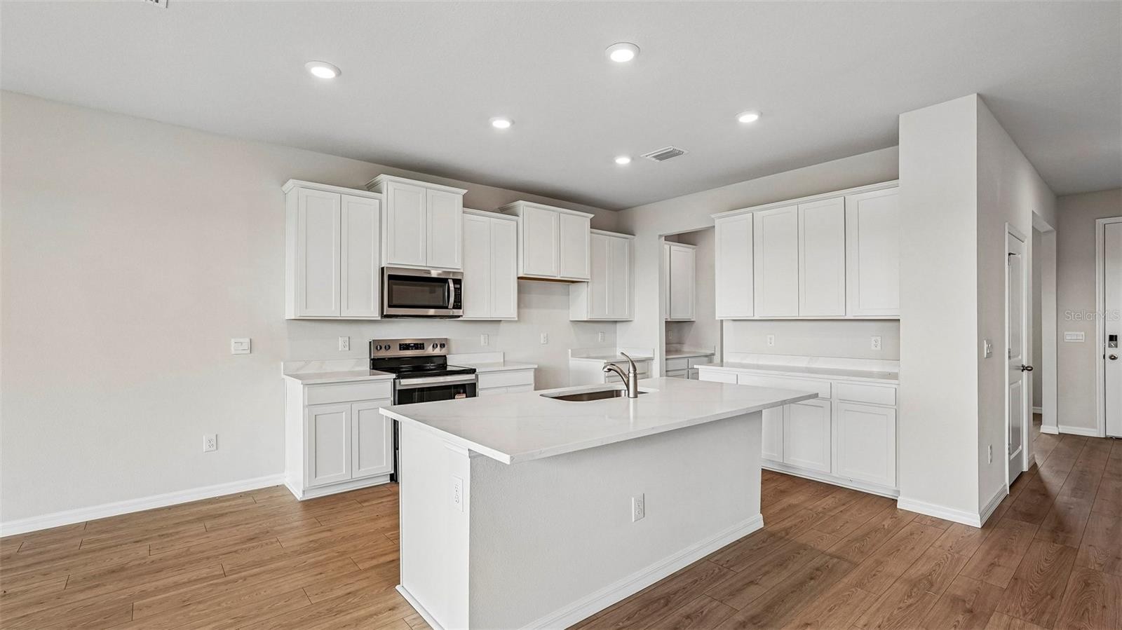2818 FISHERY CT