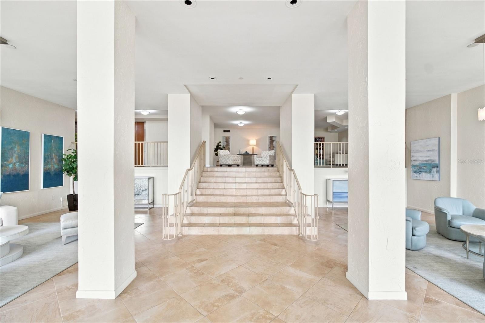 707 S GULFSTREAM AVE #207