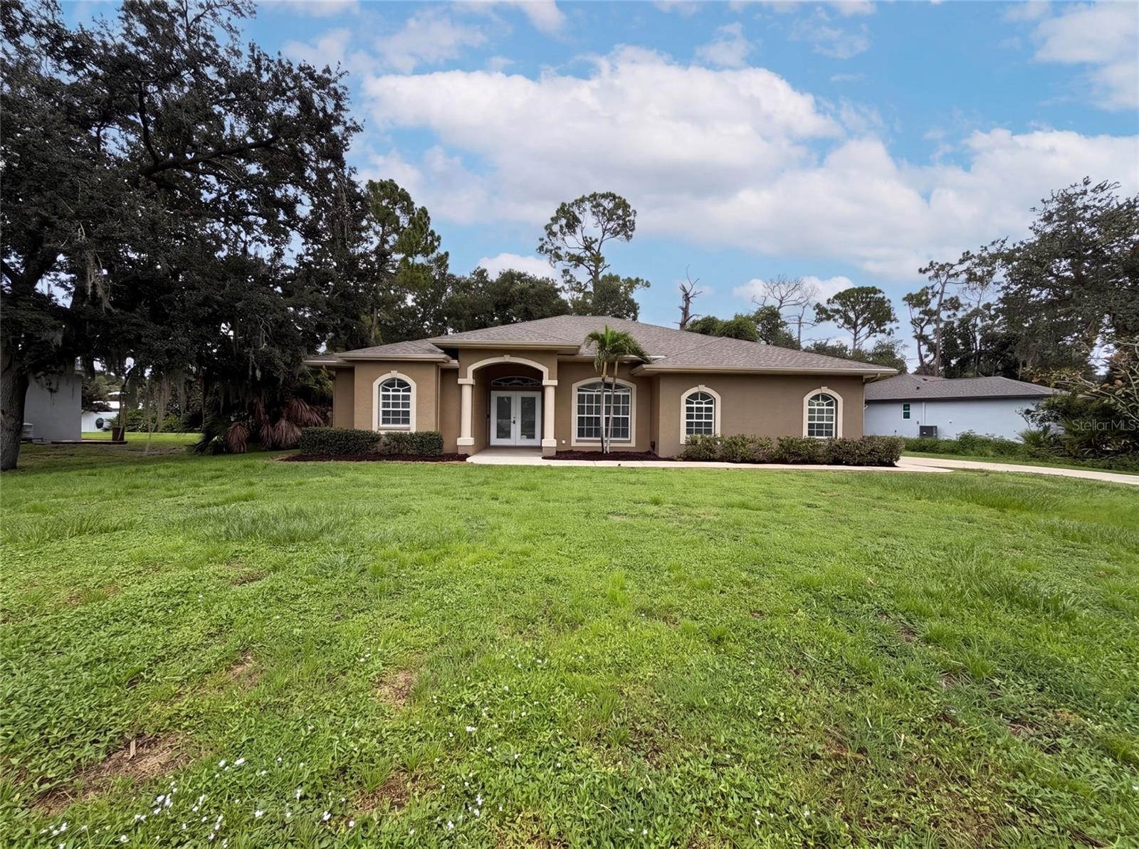 1796 NORA LN