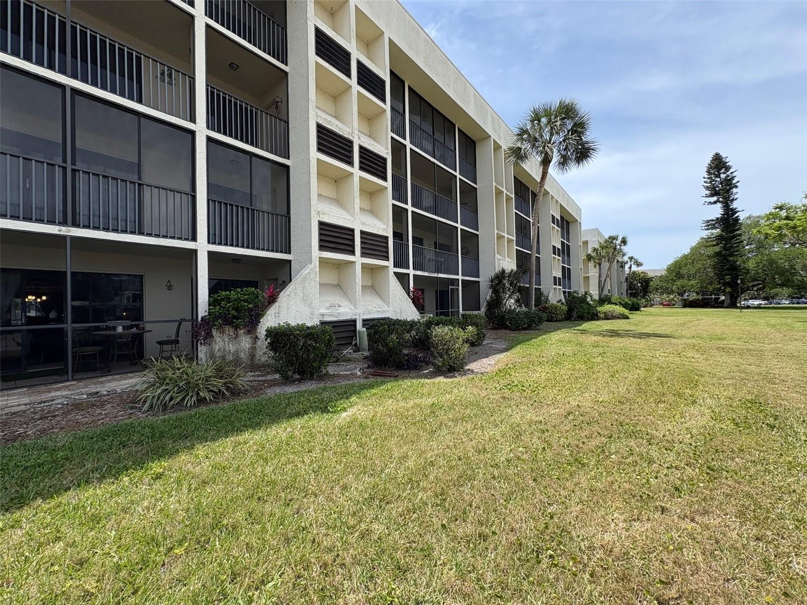 6114 43RD ST W #104E